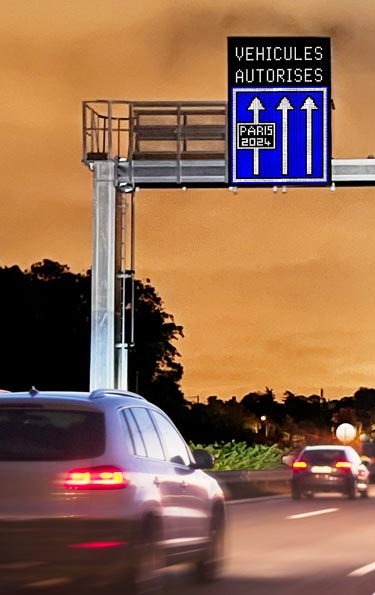 Panneau d'arrêt lumineux à DEL - Trafic Innovation