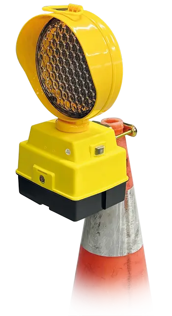 adaptée pour fixation sur cone de chantier