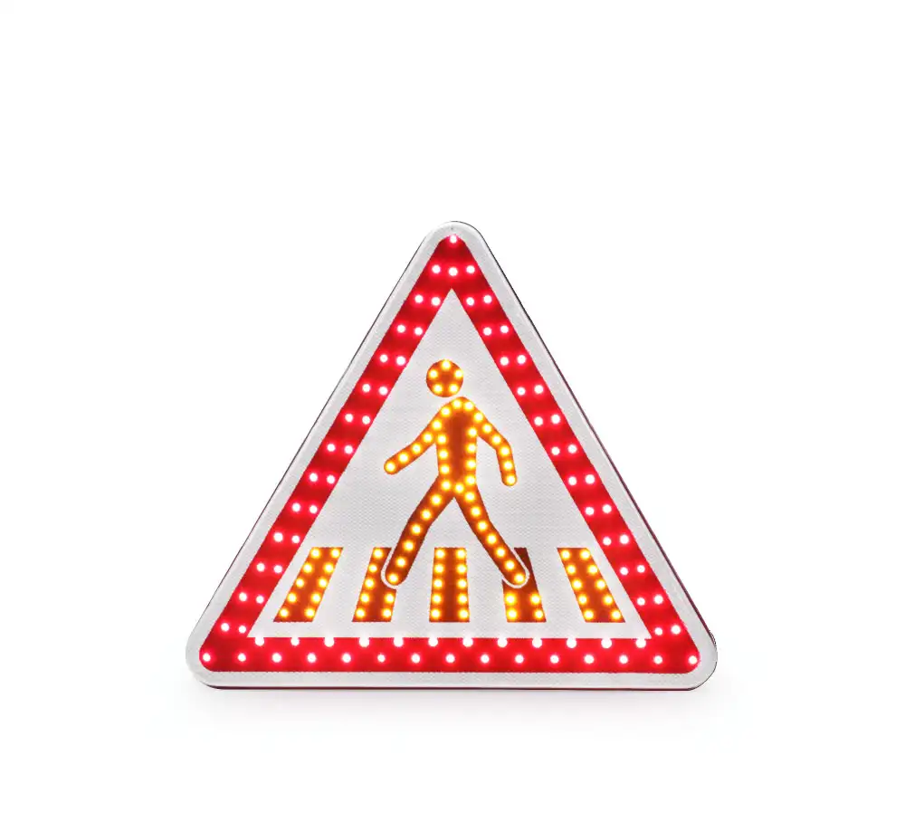 Panneau de police renforcé BTR • A13b • Triangle • 700 • Classe 2 • 12 V