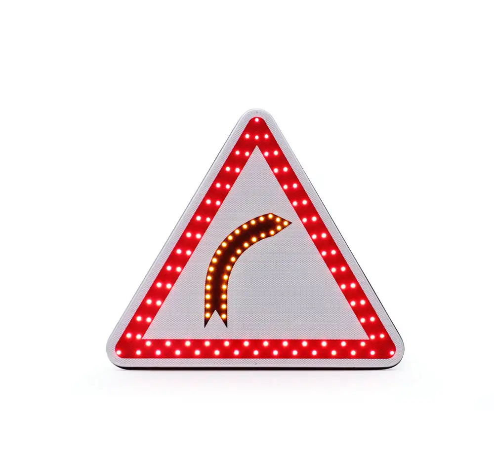 Panneau de police renforcé BTR • Triangle • A1a • 700 • Classe 2 • 12 V