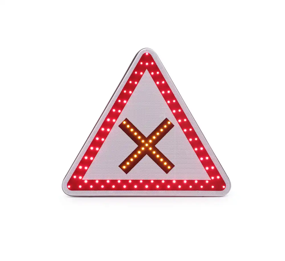 Panneau de police renforcé BTR • Triangle • AB1 • 700 • Classe 2 • 12 V