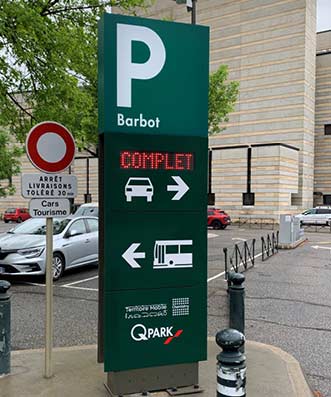 Totem parking Chambery